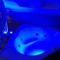 Studio with Spa Bath