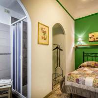 Economy Double Room with Shared Toilet