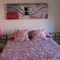 Single Room with Shared Bathroom