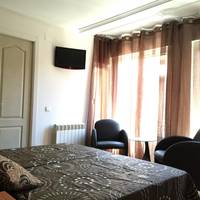 Double or Twin Room with Private Bathroom