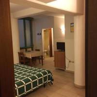 Studio (2 Adults)