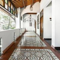 Transfer One-Bedroom Suite with Jacuzzi and Balcony