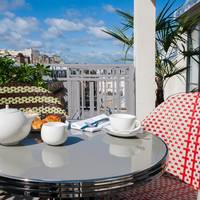 Suite Terrace with pool access 