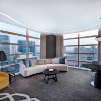 Junior Corner Suite