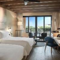 Room #280370332