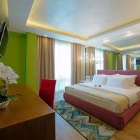 Suite with Balcony and Sea View