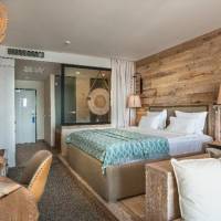 Room #223892815