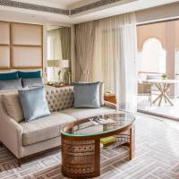 Deluxe King Room with Terrace