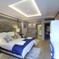 Room #255975906