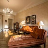 Room #7717753