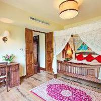Room #24697412