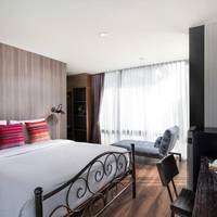 Deluxe Double Room with Pool View