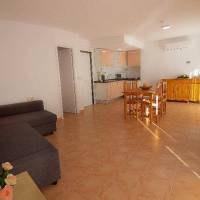 Room #68745307