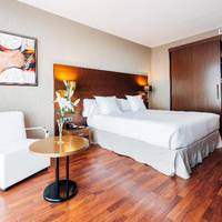 Room #251736424