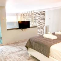 Deluxe Family Suite