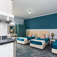 Superior Triple Studio with Garden View