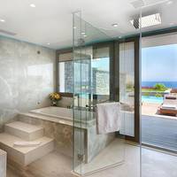 Executive Fitness Suite Sea View with Private Pool and Gym