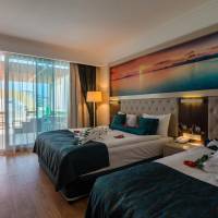 Double Room with Balcony and Sea View