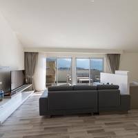 Executive Corner Suite