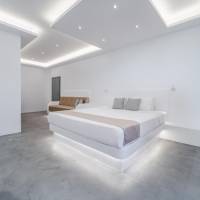 Family Suite with Outdoor Hot Tub Volcano and Sea View