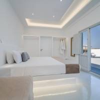 Standard Suite with Outdoor Hot Tub Volcano and Sea View