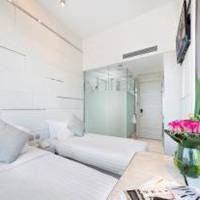 Room #194794538