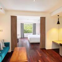 Executive Suite with Garden View