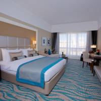 Deluxe Room with Garden View