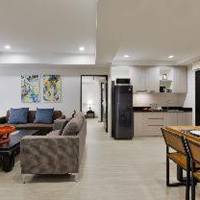 Room #320639407