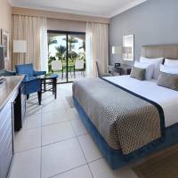  Deluxe Family Room with Garden View