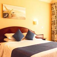 Standard Double Room with Partial Sea View