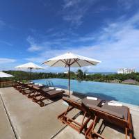 Staycation - Deluxe Garden Room + Airport Shuttle + Free Upgrade (Subject to availability)