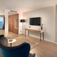 Deluxe Suite with Sea View