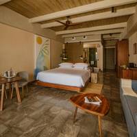 INSPIRA Junior Suite Swim Out - King