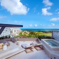INSPIRA Rooftop Suite	