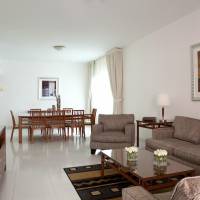Two-Bedroom Apartment - Deluxe - Golden Sands 10