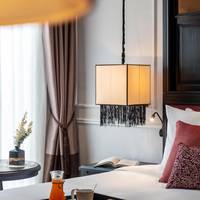 Deluxe King Suite