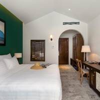 Room #475156418