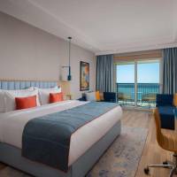 Deluxe King Room with Sea View