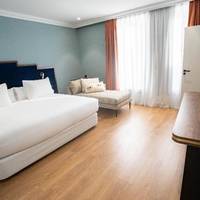 Room #393404511