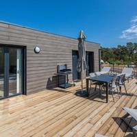 Superior One-Bedroom Apartment with Acces to Shared Pool (4 people)