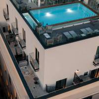 Superior Suite with Sea View and Hot Tub