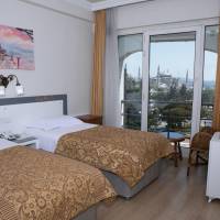 Double Room with Balcony and Sea View