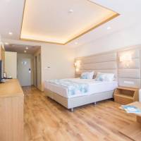 Twin Room with Balcony and side Sea View 