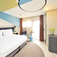 Terrace King Room