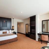 Deluxe King Room - Non-Smoking