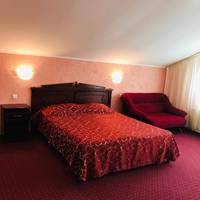 Quadruple Room with Private Bathroom
