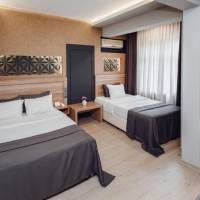 Triple Room with Garden View