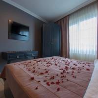 King Suite with Spa Bath