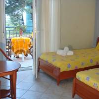 Studio (2 Adults)